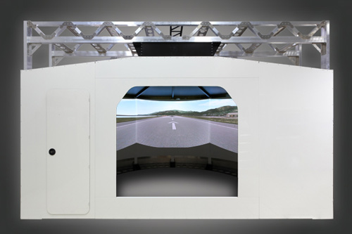 Доступна полная визуальная система с экраном 180 °